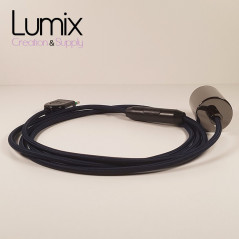 Lampe à suspendre type baladeuse porte-douille métal lisse Perle noire de Tahiti - Câble textile Bleu foncé effet soie