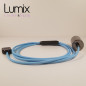 Lampe à suspendre type baladeuse porte-douille métal lisse Perle noire de Tahiti - Câble textile Bleu Azur effet soie Lampe à suspendre type baladeuse porte-douille métal lisse Perle noire de Tahiti - Câble textile Bleu Azur effet soie