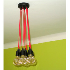 Câble rouge effet brillant