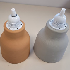 Rendu avec douille blanche bakélite