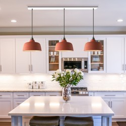 Multiple suspension 3 COPPA CLOCHE CORAIL ceramic lamps mounted on metal pavilion 800 mm' long