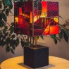 Lampe à poser LUXF-SERIE1 en vitrail Tiffany, béton noir, cuivre et laiton