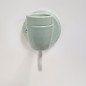 Applique véritable porcelaine vert pastel et tube col de cygne en métal peint en blanc et vernis