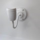 Applique véritable porcelaine blanche souris et tube col de cygne en métal peint en blanc et vernis