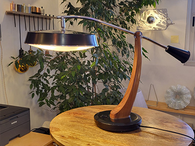 Restauration d’une lampe à poser Fase President