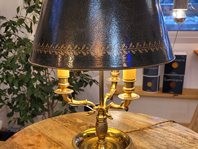 Restauration complète d’une ancienne lampe bouillotte à 3 feux